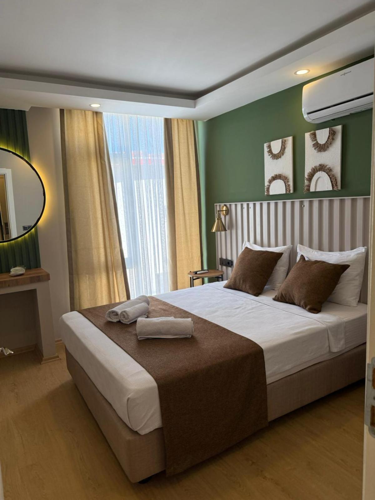 Red Castle Hotel & Pub Белек Екстериор снимка